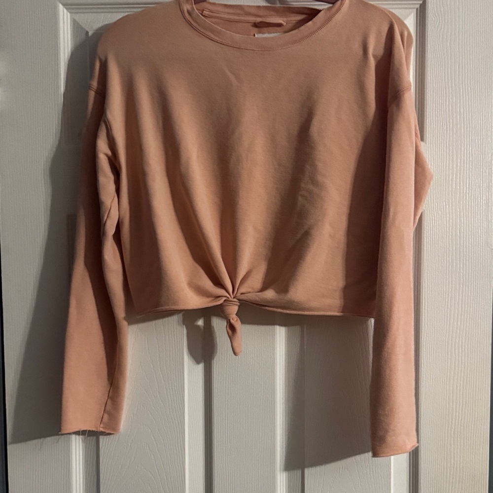 Aerie Peach Long Sleeve Knotted Crop Sweatshirt